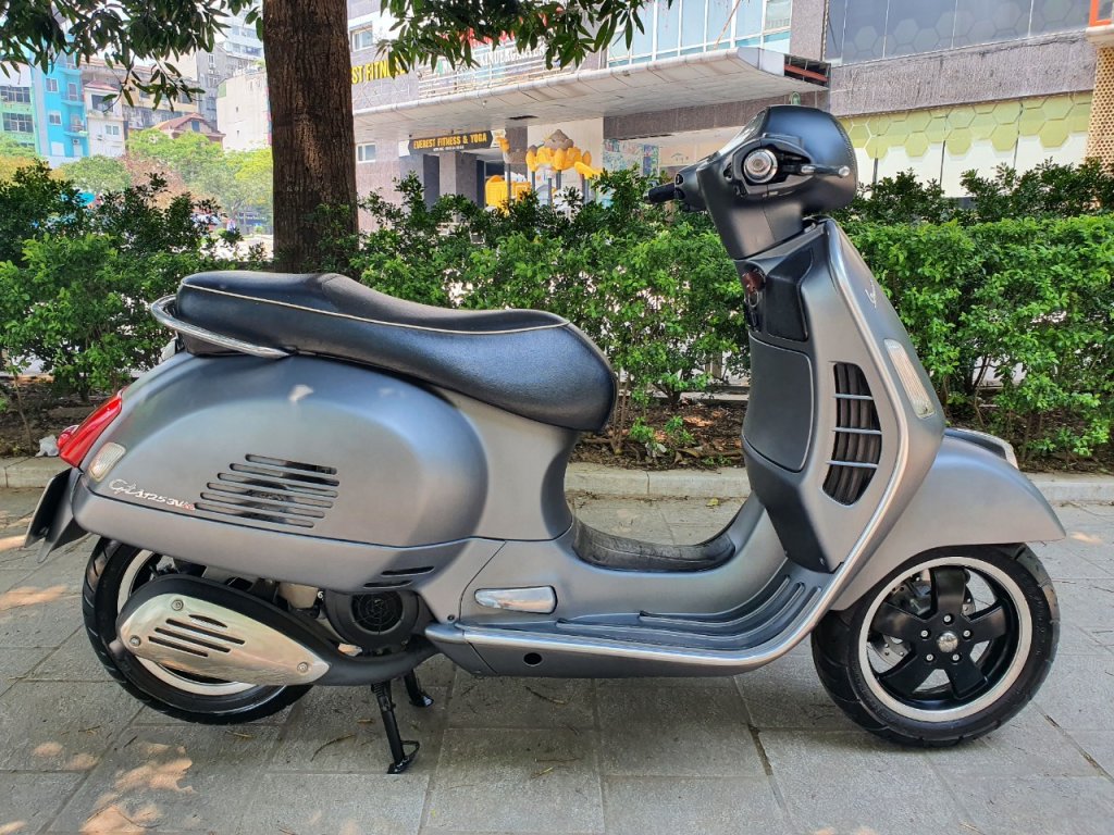 VESPA  (1).jpg