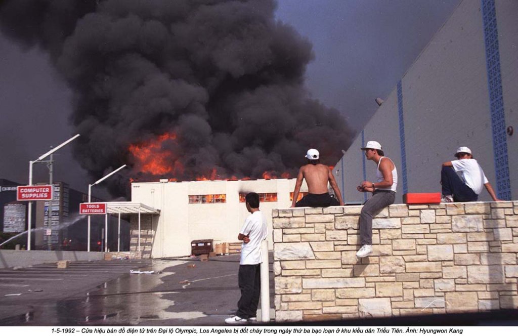 1992 Los Angeles riots (11).jpg