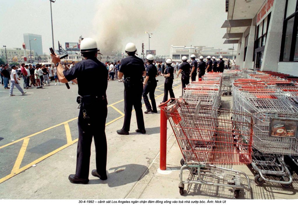 1992 Los Angeles riots (12).jpg