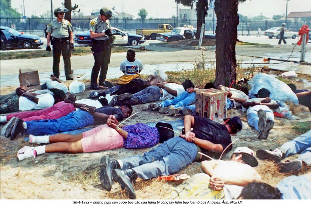 1992 Los Angeles riots (17).jpg