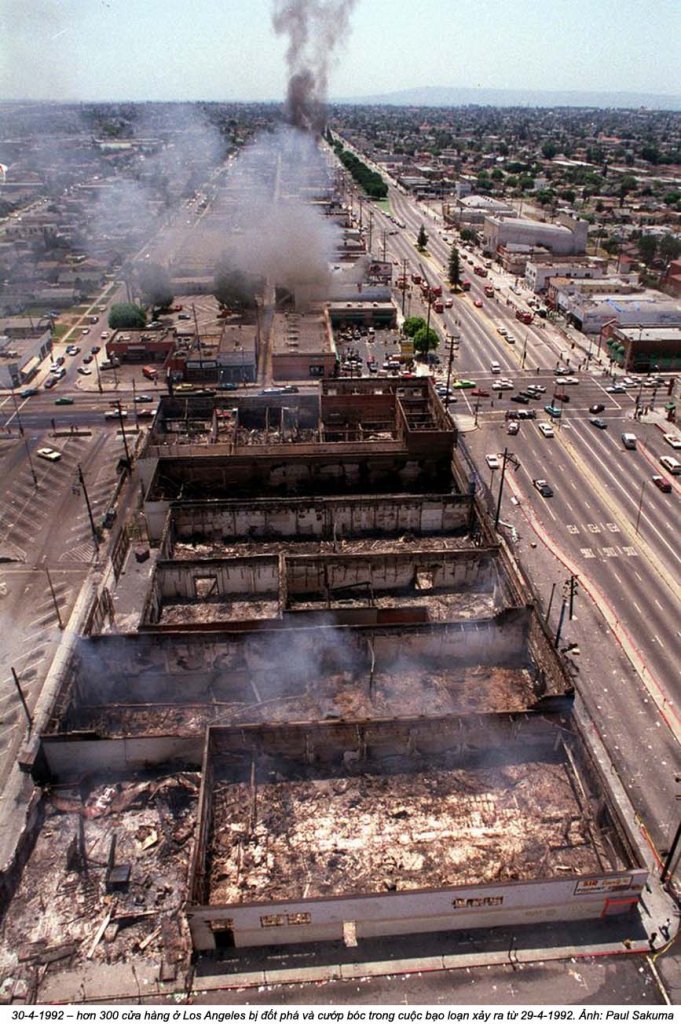 1992 Los Angeles riots (19).jpg