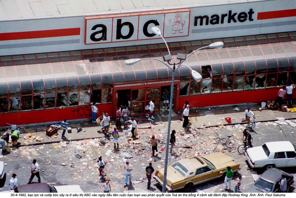 1992 Los Angeles riots (20).jpg