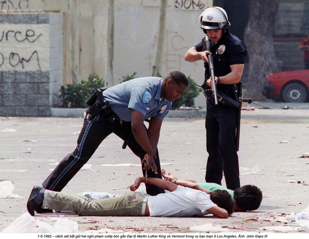 1992 Los Angeles riots (25).jpg
