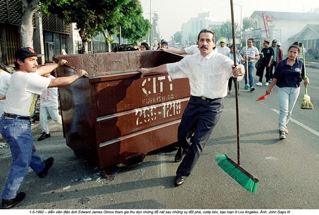 1992 Los Angeles riots (28).jpg