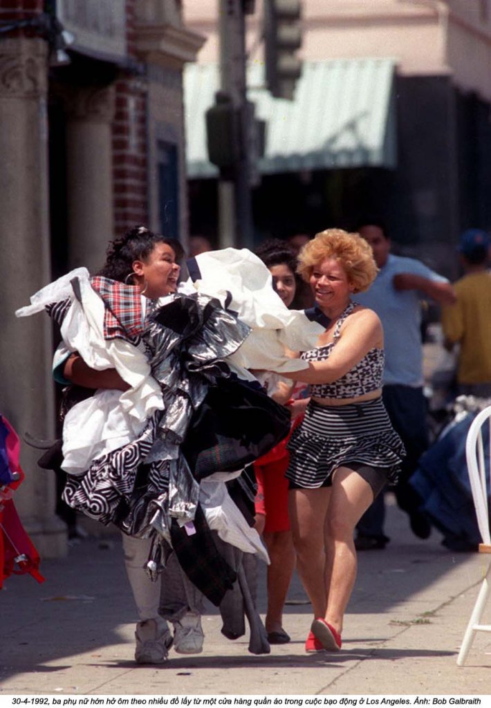 1992 Los Angeles riots (36).jpg