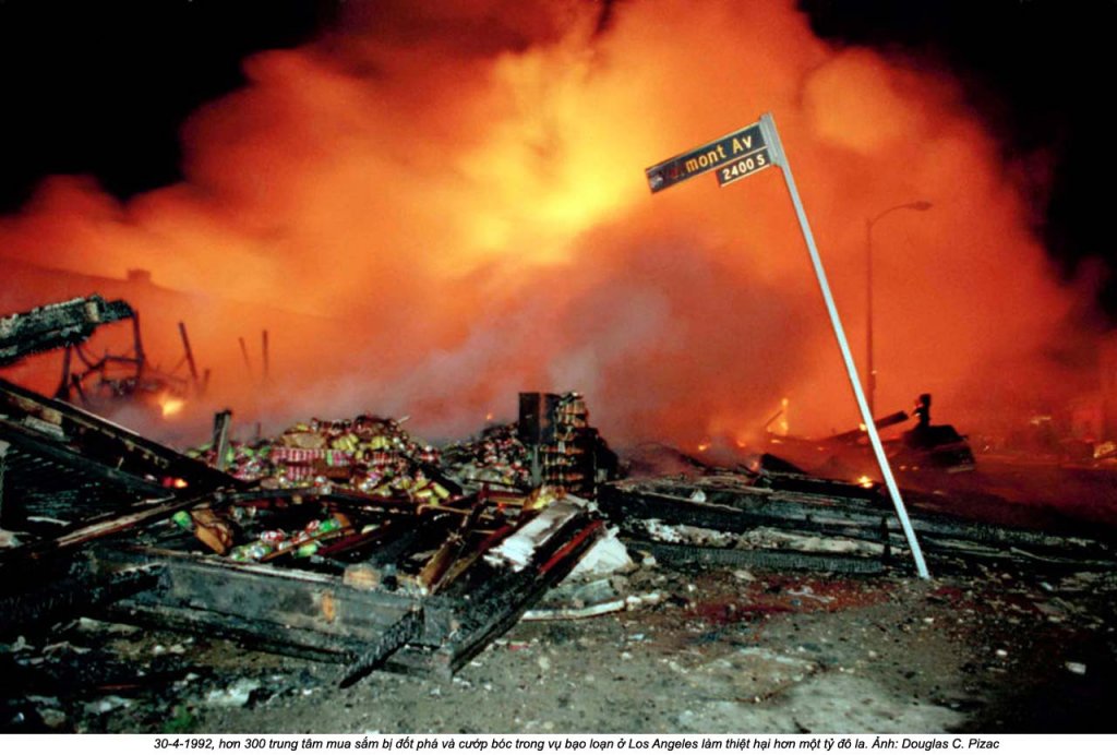1992 Los Angeles riots (39).jpg