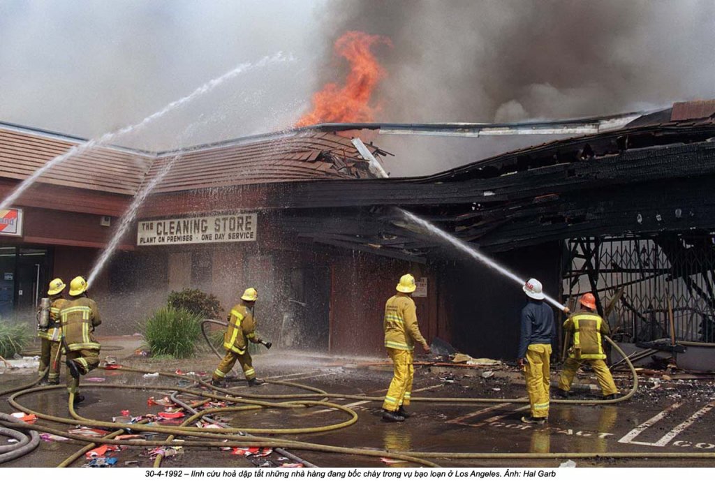 1992 Los Angeles riots (52).jpg