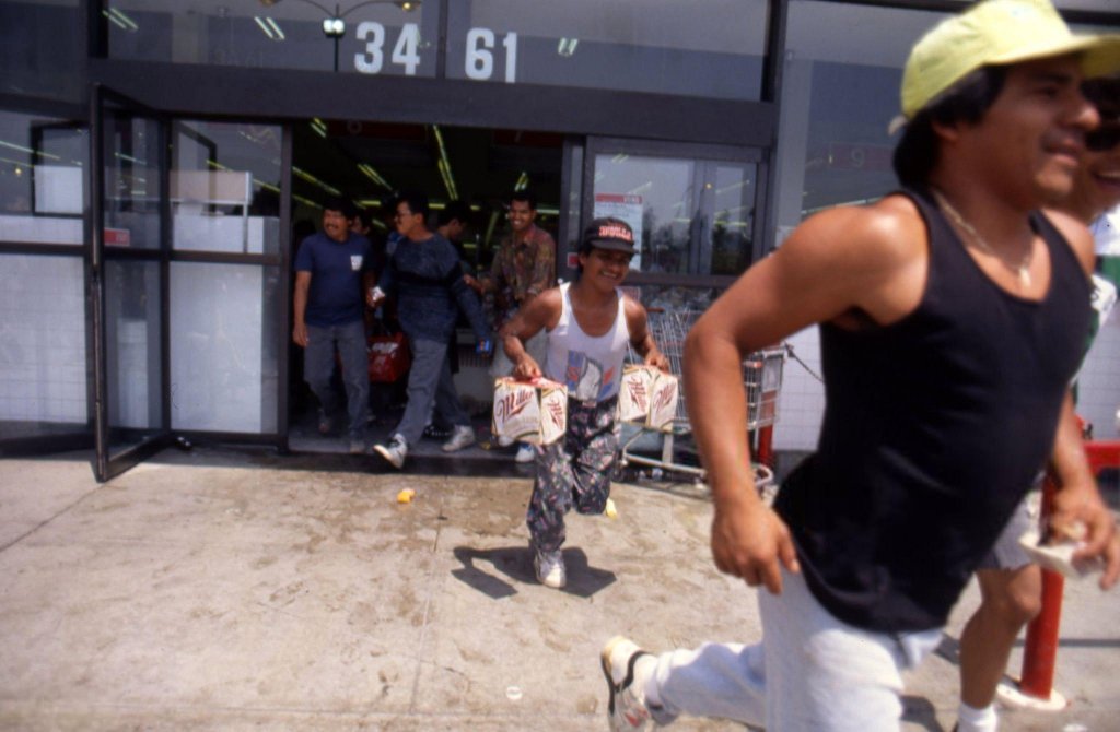 1992 Los Angeles riots (86).jpg