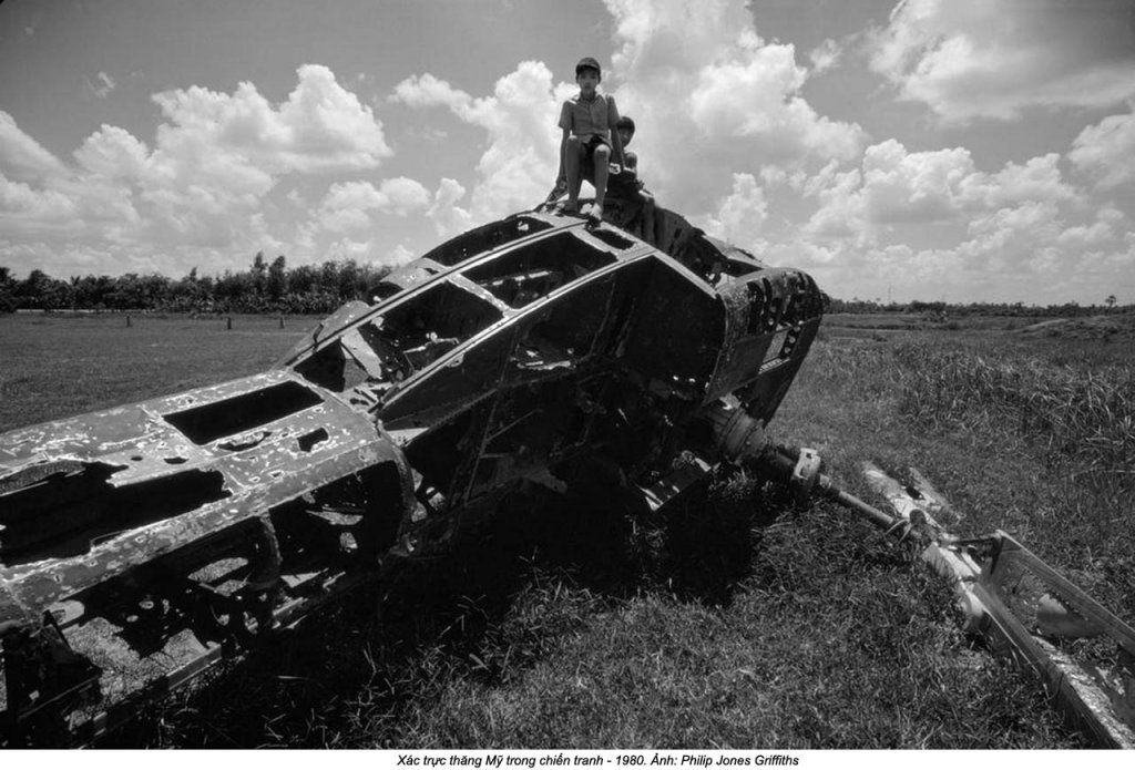 Philip Jones Griffiths (2_156).jpg