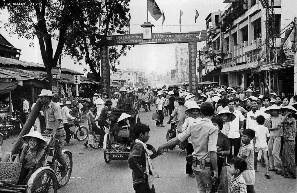 Việt Nam 1975_5_10 (1).jpg