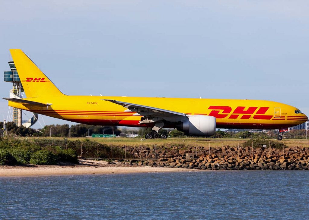 DHL_4.jpg