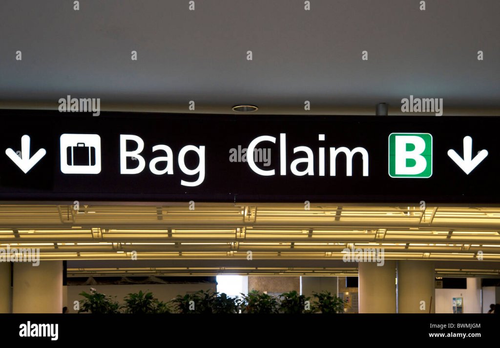 baggage-claim-sign-at-orlando-international-airport-florida-usa-BWMJGM.jpg