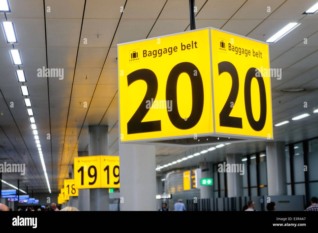 row-of-baggage-belts-at-schiphol-airport-E3R4A7.jpg