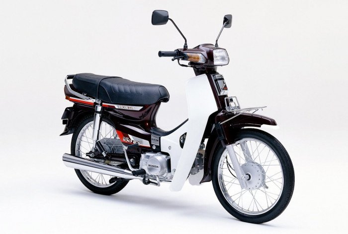 img-bgt-2021-1988-honda-cub-100ex-japan-001-1536x1036-1613641687-width1536height1036.jpg