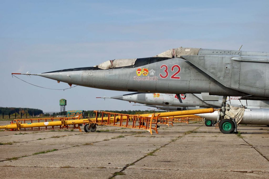 MiG-25 (70).jpg