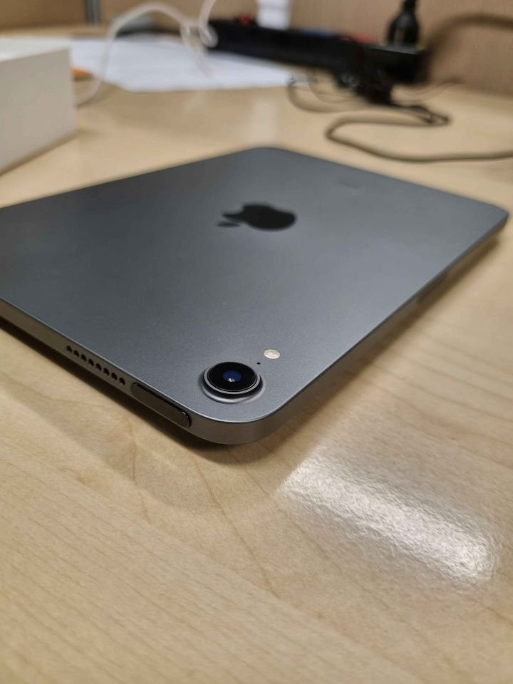 ipad 1.jpg