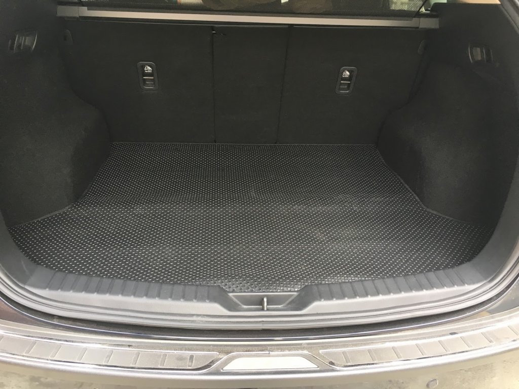 Trunk CX 5 2018-2.JPG