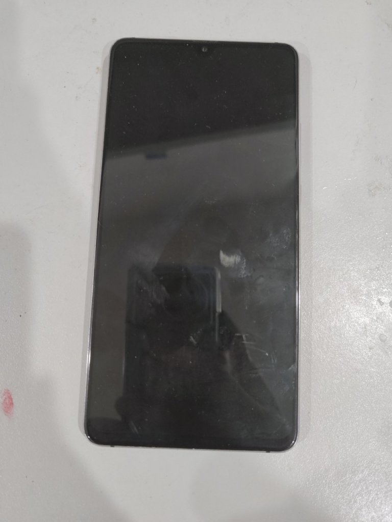 Mate 20x.jpg