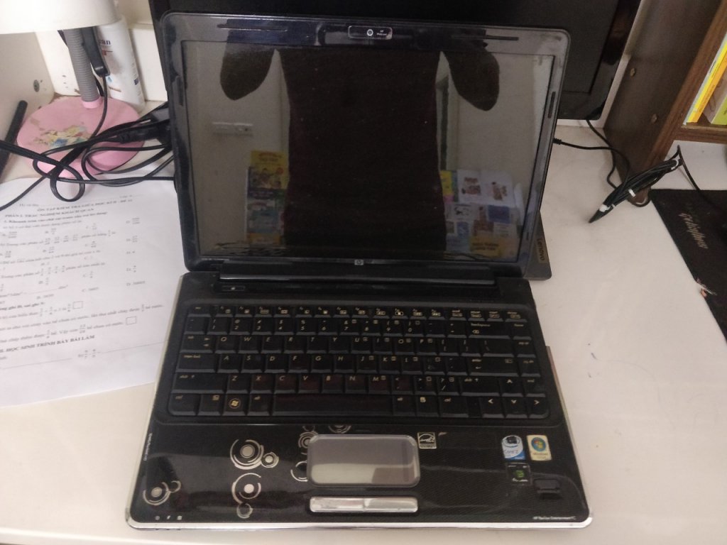 Laptop2.jpg