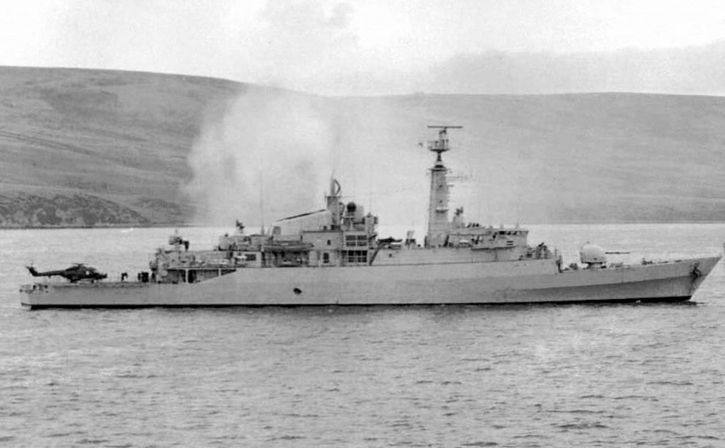 Argentina 1982_5_23 (2) HMS Antelope.jpg