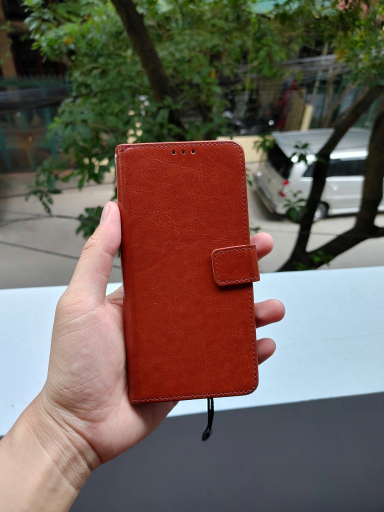Sharp AQUOS Zero 2 (7) (Large).jpg