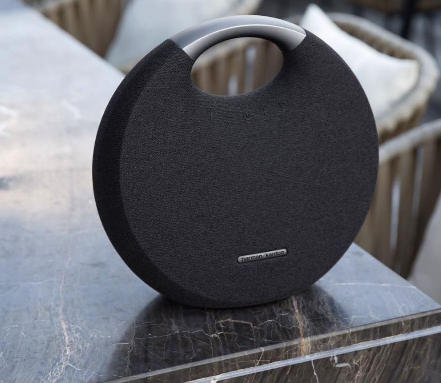 Harman-Kardon-Onyx-Studio-6-2.jpg