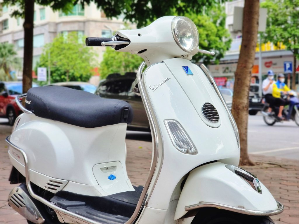 VESPA LX  (4).jpg