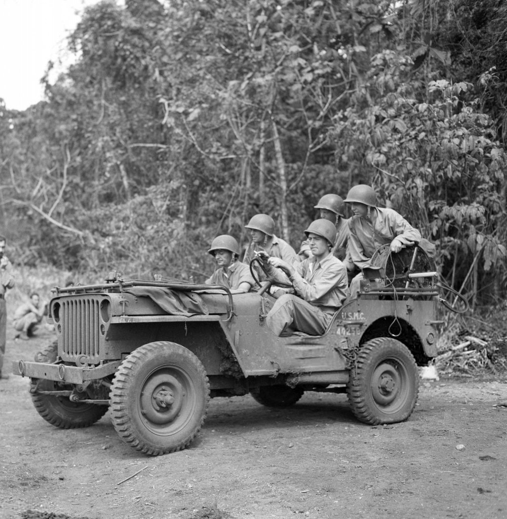 Solomon Islands 1942_11_12 (2).jpg