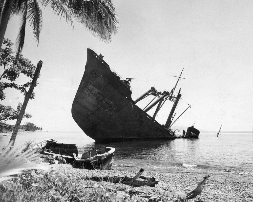 Solomon Islands 1942_11_14 (3).jpg