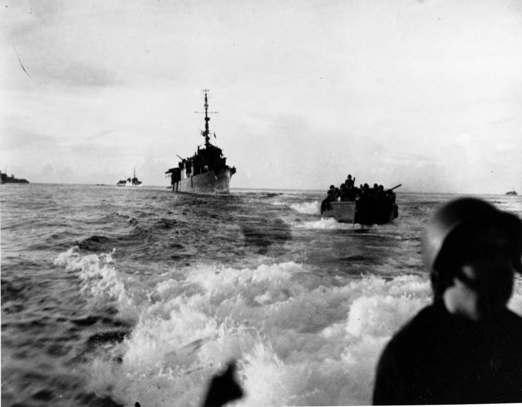 Solomon Islands 1943_11_6 (1).jpg