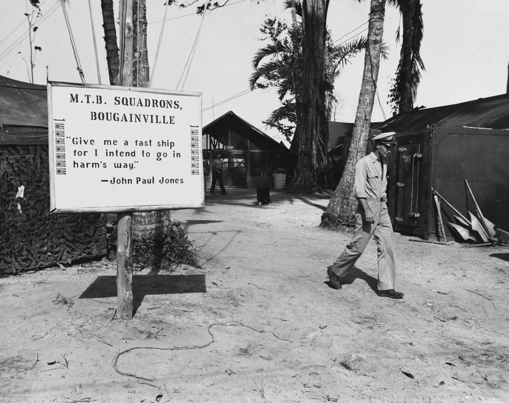 Solomon Islands 1943_11_20 (1).jpg