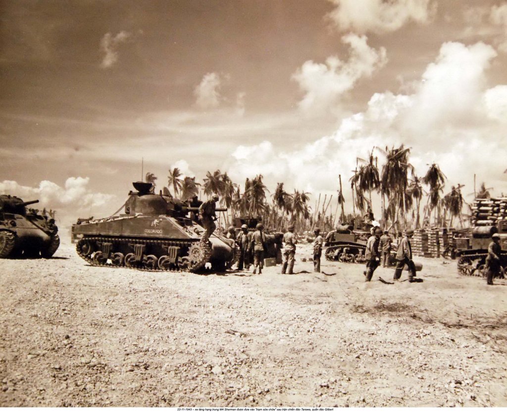 Gilbert Islands 1943_11_22 (7).jpg