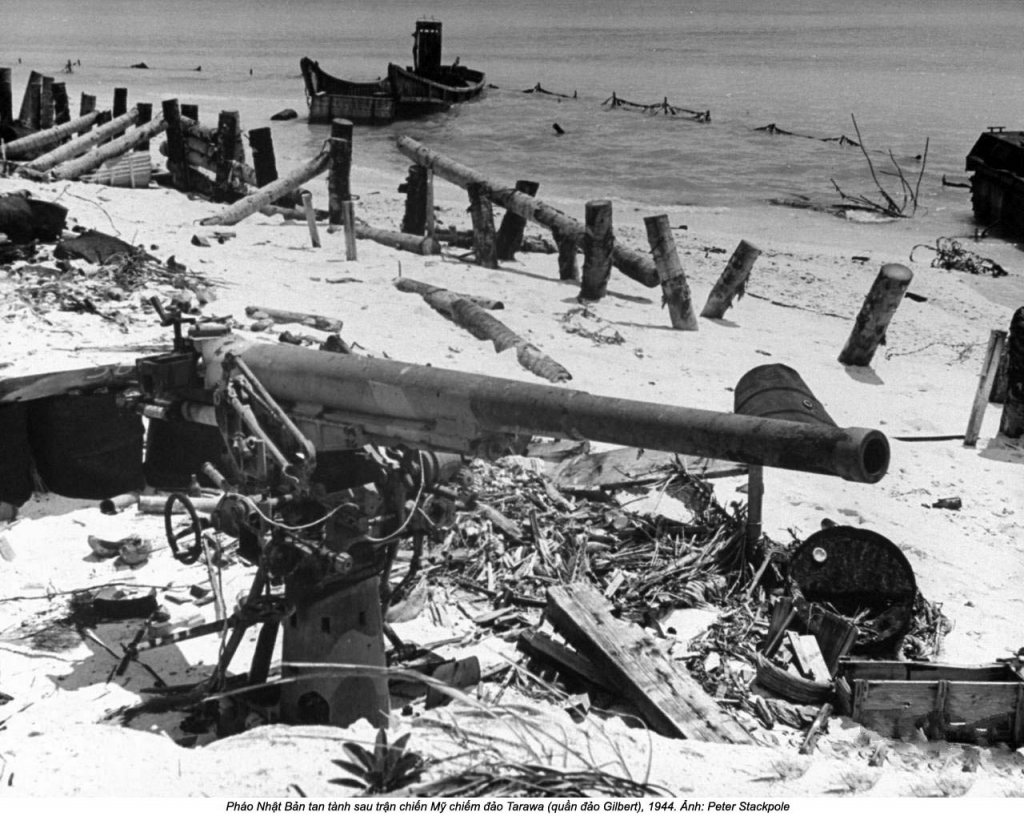 Gilbert Islands 1944_1 (2).jpg