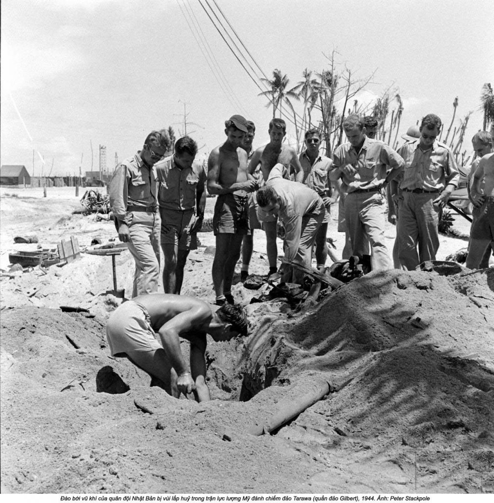 Gilbert Islands 1944_1 (14).jpg