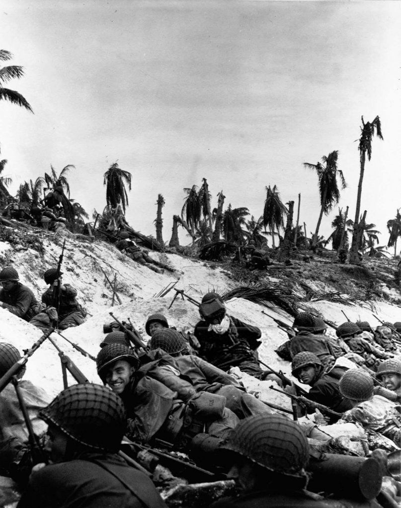 Marshall Islands 1944_2_17 (8).jpg