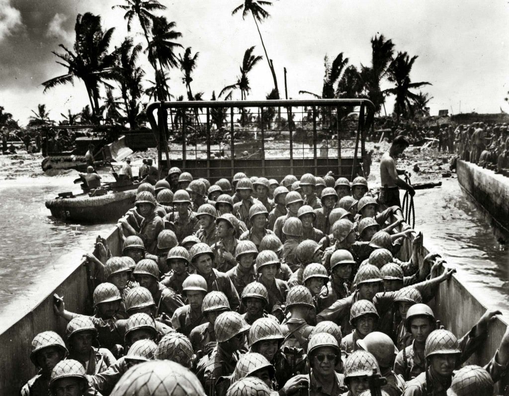 Marshall Islands 1944_2_17 (14).jpg