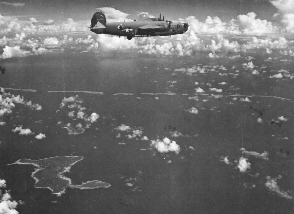 Caroline Islands 1944_2_17 (12).jpg