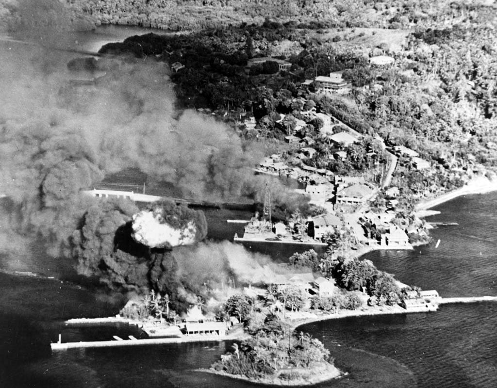 Caroline Islands 1944_3_31 (1).jpg