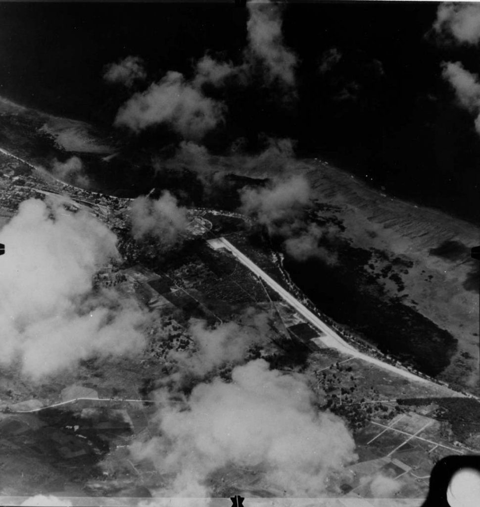 Mariana Islands 1944_5_29 (1).jpg