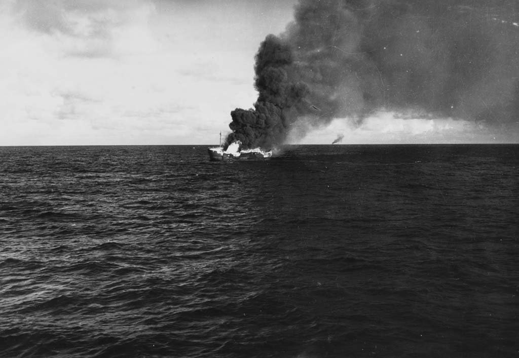 Mariana Islands 1944_6_17 (1).jpg