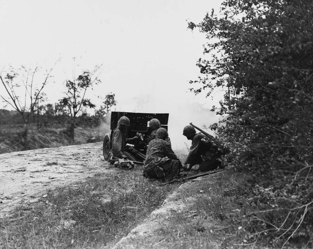 Mariana Islands 1944_6_19 (1).jpg