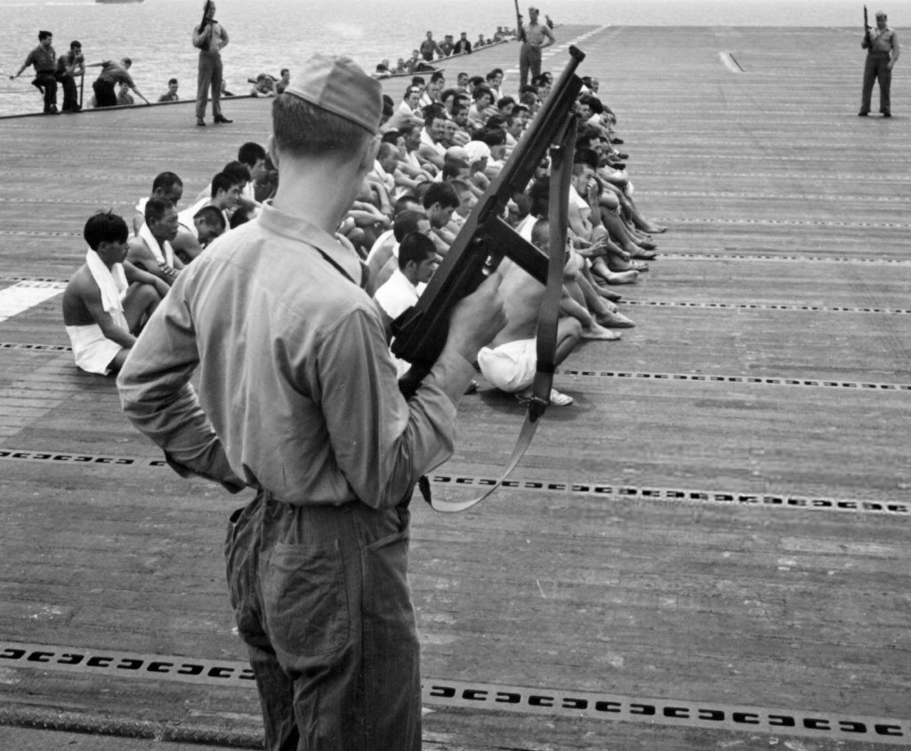 Mariana Islands 1944_6_30 (3).jpg