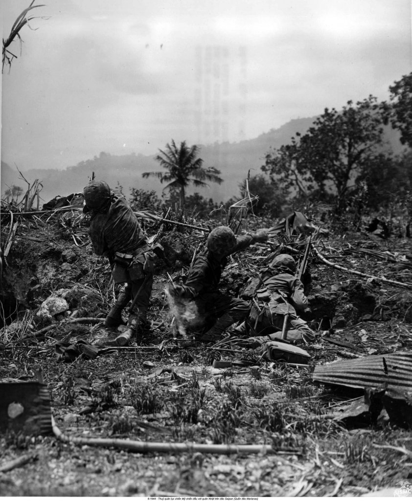 Mariana Islands 1944_7 (x332).jpg