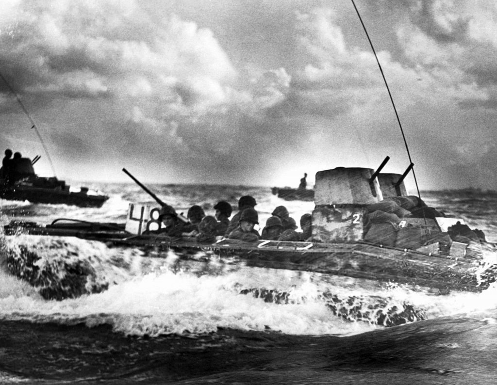 Guam 1944_7_20 (10).jpg