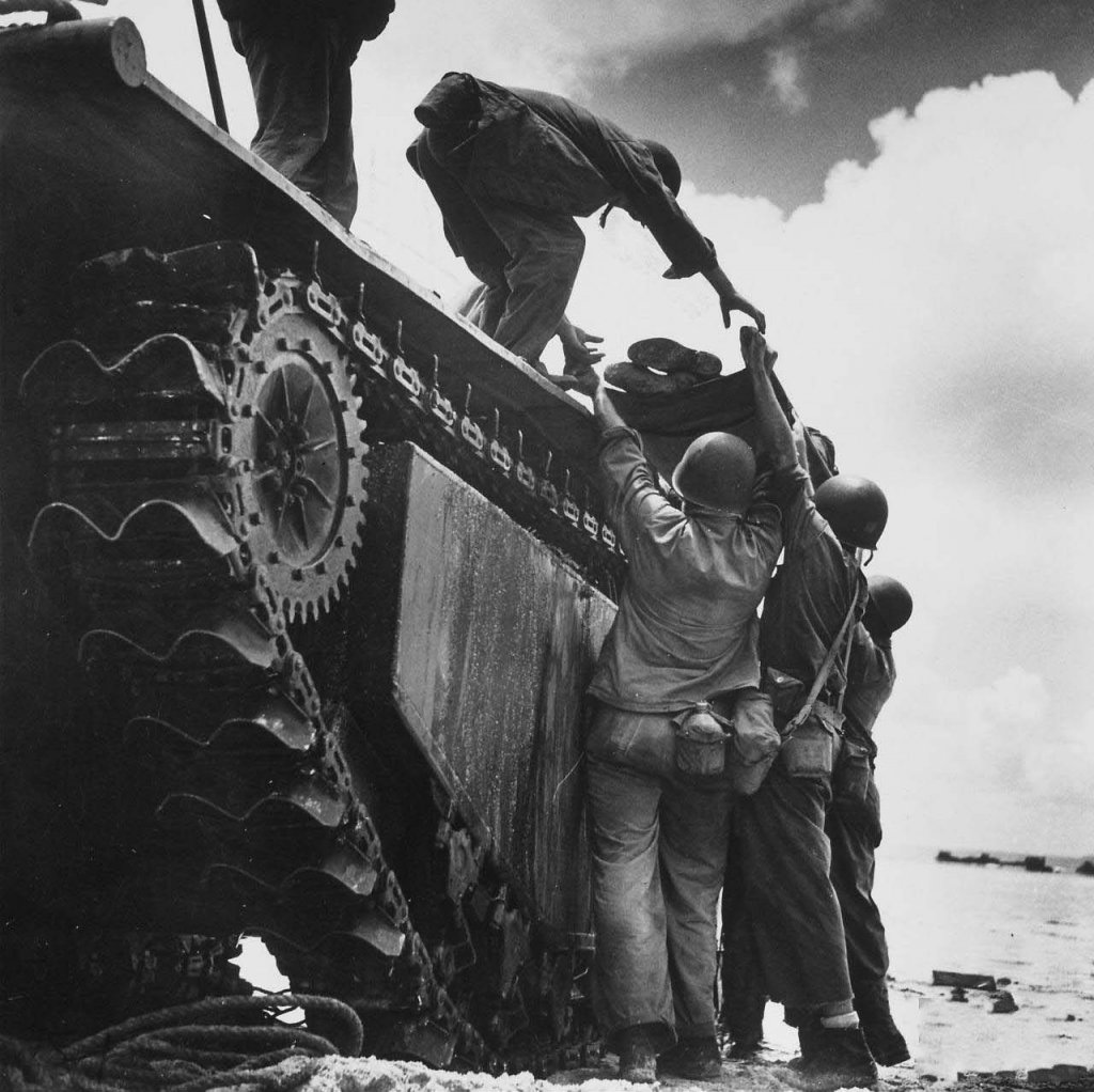 Guam 1944_7_20 (43).jpg