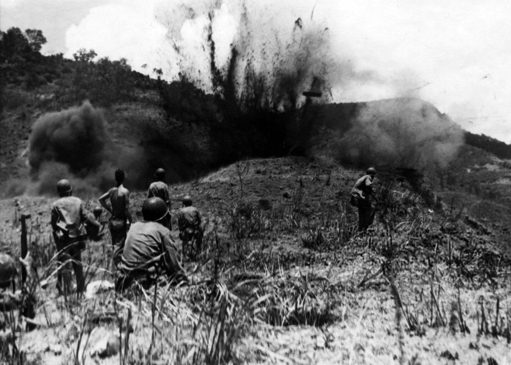 Guam 1944_7_21 (7).jpg