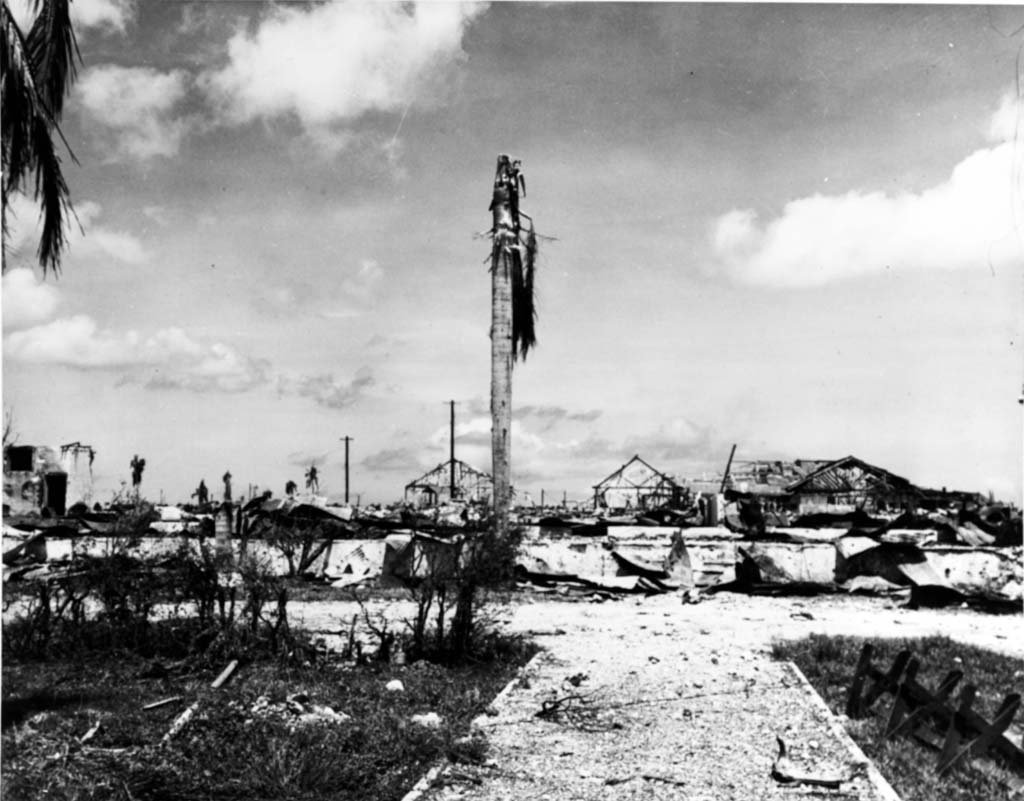 Guam 1944_7_21 (11).jpg