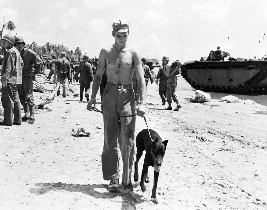 Guam 1944_8_5 (4).jpg