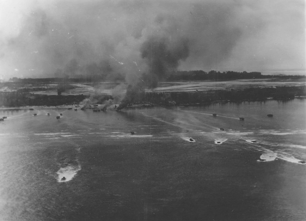 Palau, Peleliu 1944_9_15 (22).jpg