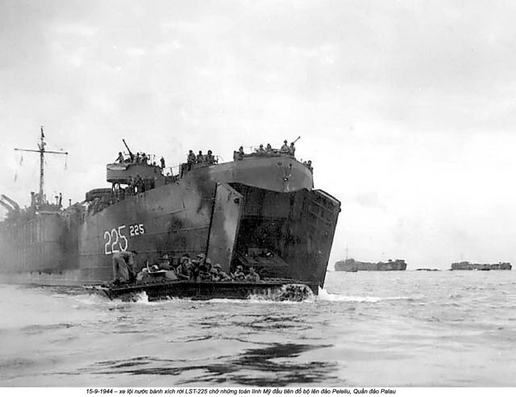 Palau, Peleliu 1944_9_15 (32).jpg